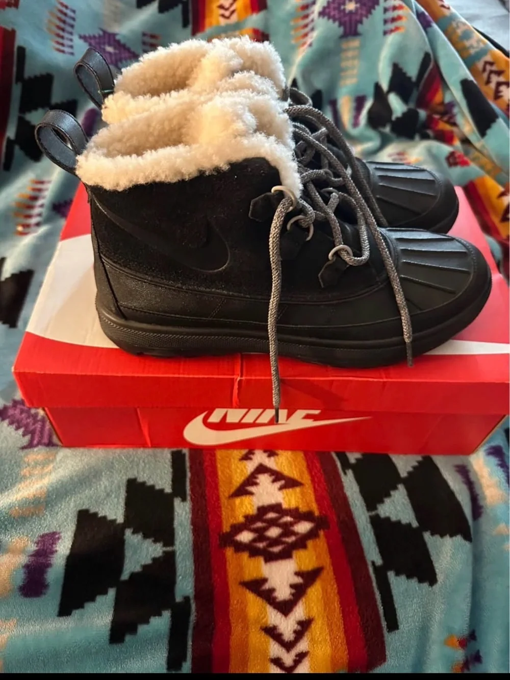Nike Black Chukka Boots with Cream Shearling Lining